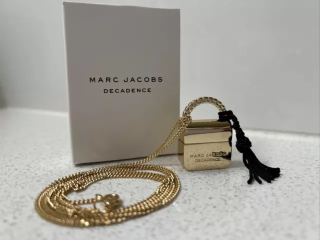 New Marc Jacobs Decadence Handbag Tassel Gold Tone Necklace GWP