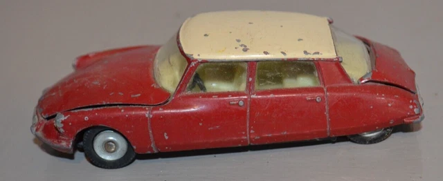 DINKY TOYS FRANCE - 522 / 24CP - Citroën DS 19 - Jaune citron - En Boite