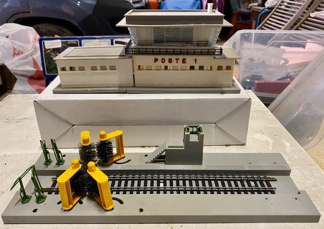 Jouef HO - Gare / Poste D'aiguillage - Maquette Montée, Bâtiment Décor Ville