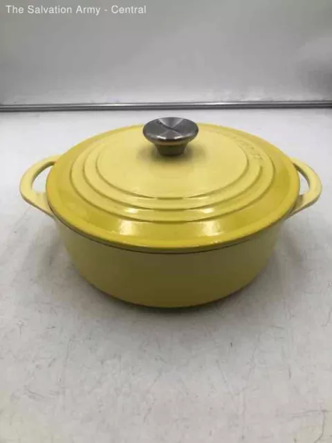 Le Creuset Yellow 22 Round Cast Iron Dutch Oven