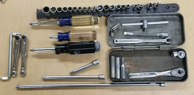 Vintage Craftsman USA 30 Piece 1/4" Drive SAE Metric Socket Set Metal Box  extra