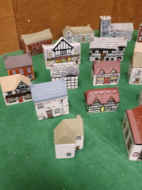 VTG Wade Whimsey-on-Why Village Houses - Lot Of 24 2