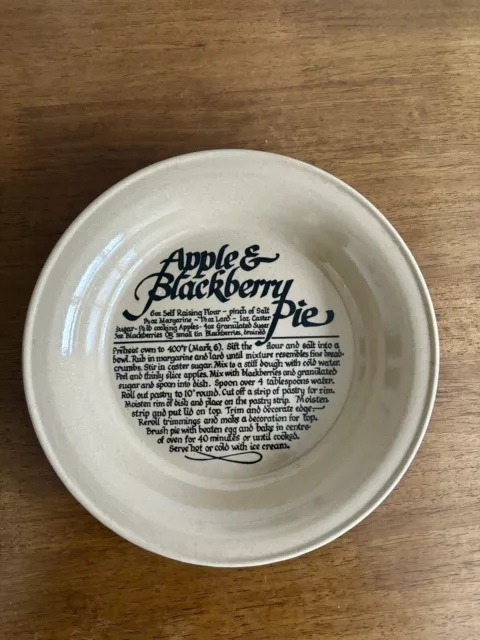 Pearsons Of Chesterfield Pie Plate Stoneware With Apple & Blackberry Recipe