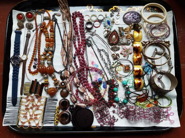 Lot De Bijoux Fantaisie N°21 Colliers,Bracelets,Bagues,Pendentifs,Bo.broches