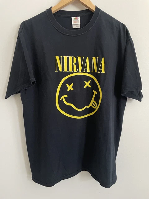 Nirvana Black Yellow Smiley Face T-Shirt Large Rock Fruit of the Loom Tag