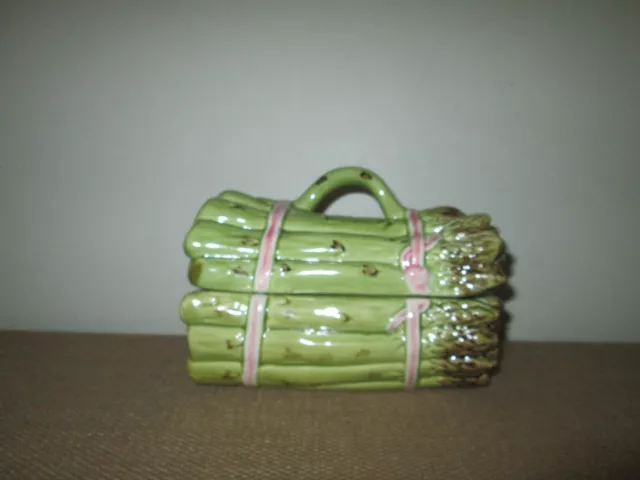 BORDALLO PINHEIRO Asparagus Tureen w/Lid Serving Sauce Majolica Bowl *PORTUGAL