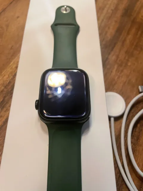Apple Watch Series 7 45mm Aluminiumgehäuse mit Sportarmband - Grün (GPS)