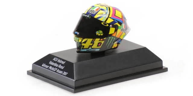Casque AGV Valentino Rossi MotoGP Barcelone 2008 - Miniature échelle 1/2 Par Minichamps