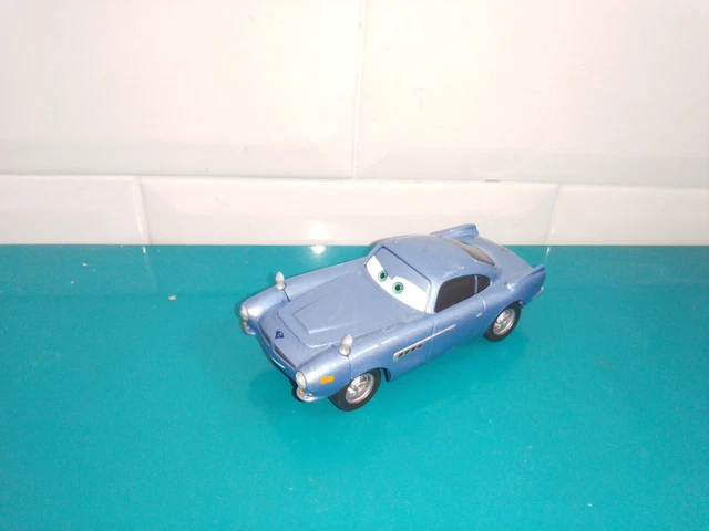 BAC1 Voiture en métal Mattel Cars Disney pixar finn mcmissile
