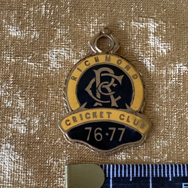 Richmond Cricket Club Members Badge 1976-77 By Pitcher Melbourne