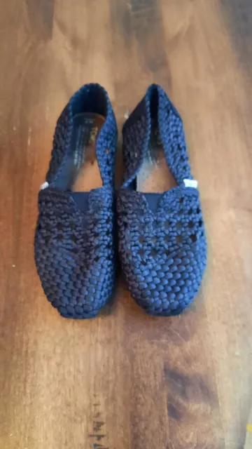 Toms Black Woven Braided Slip on Shoes Women's sz 7 2