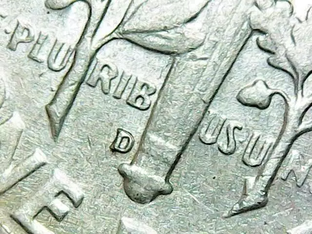 Doubling in Roosevelt Silver Dime 1964 - D   remarcacion en dime de plata