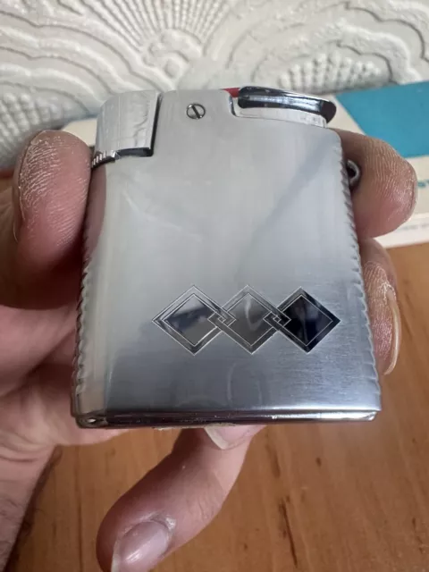 Vintage Ronson Fastnet Chrome Pocket Lighter New Boxed 3