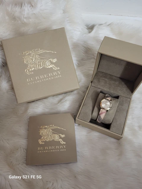Burberry Bu9219 Champagne Dial Ladies Watch comes with box...in good...