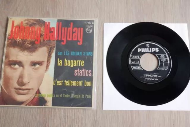 Vinyle  45 Tours -  3  Titres  - Johnny Hallyday  /  La  Bagarre