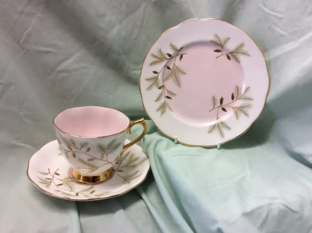 Royal Albert Braemar fine Bone China Trio Tea Set cup saucer side plate