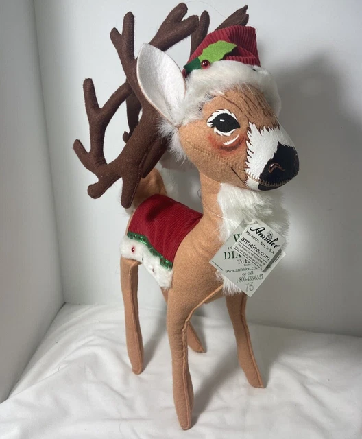 Annalee Christmas Reindeer Christmas 2010 Large With Santa Hat Tags 18 inches