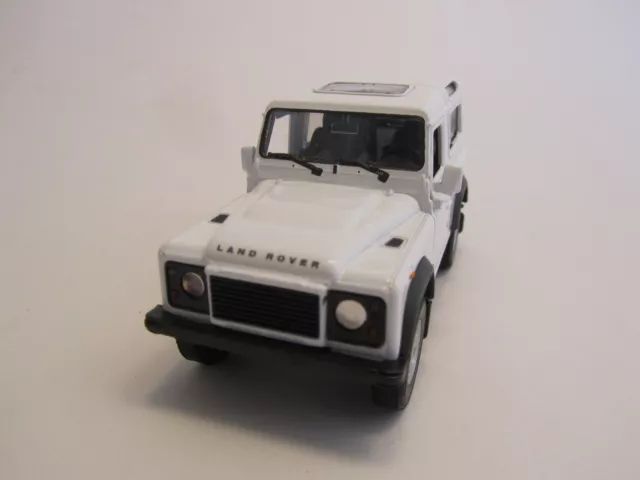 Welly Land Rover Defender / blanc / moteur de retrait / modèle moulé sous pression / 1:39 emballage d'origine