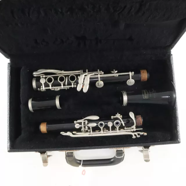 Bundy Bb Clarinet QUINN'S GARAGE SALE! AS IS NO RESERVE! Bundy Bb Clarinet QUINN'S GARAGE SALE! AS IS NO RESERVE!