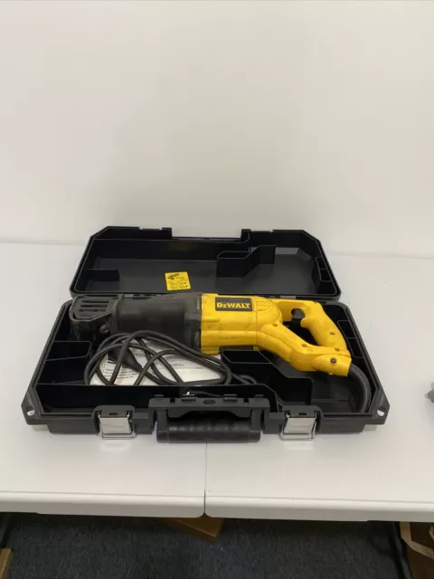 DeWalt DW304P VS 1-1/8'' Corded Reciprocating Saw b-x