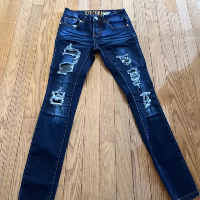 VIP  Ladies Sz 1/2 Destroyed Skinny Jeans