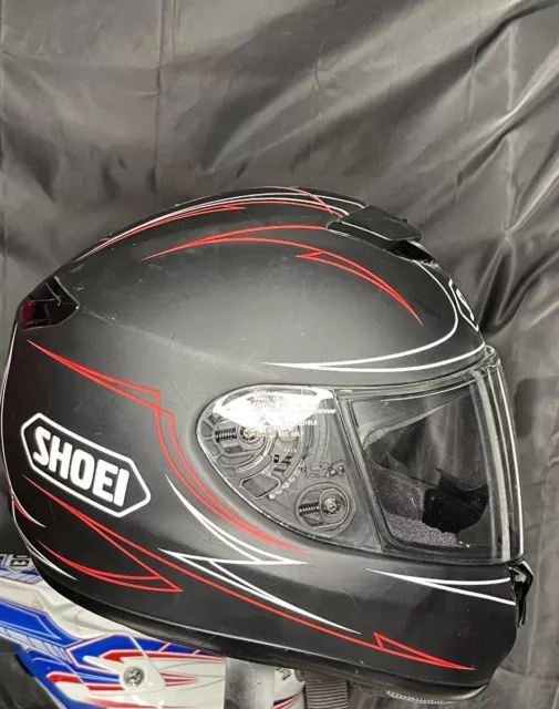 Shoei Qwest  Full Face Matte Black Helmet Size With Stripes Medium