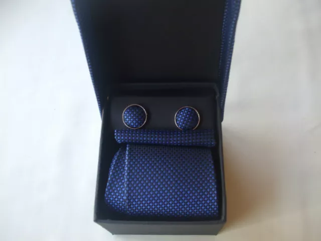 New For Fathers Day Boxed Tie, Cufflinks And Handkerchief Set Blue Grid Pattern