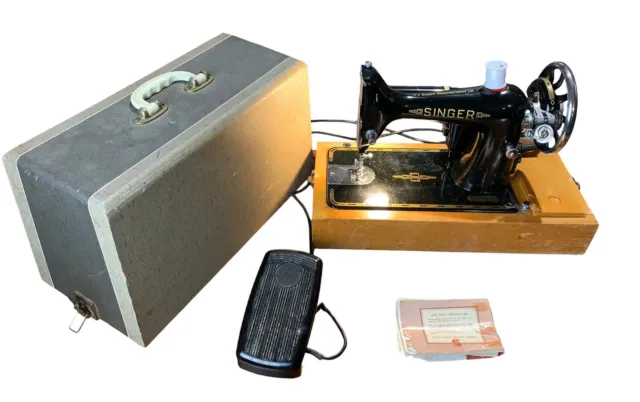Máquina de coser vintage 1910 modelo 16 k convertida a eléctrica que funciona