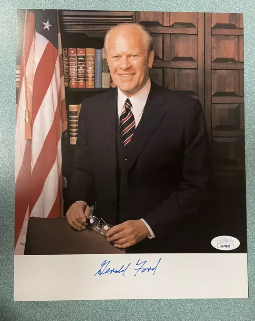 PRESIDENT GERALD FORD AUTOGRAPHED SIGNED 8x10 PHOTO MICHIGAN WOLVERINES JSA