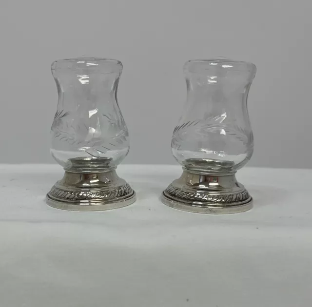 Quaker Sterling Vintage Hurricane Glass Lamp Salt And Pepper Shakers