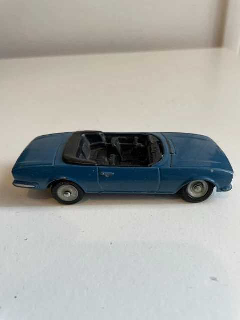 dinky toys france ref 1423 Peugeot 504 a restaurer