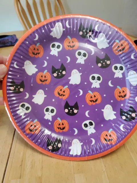 Halloween Characters 8 Ct 9" Disposal Paper Plates Pumpkin Ghost Black Cat