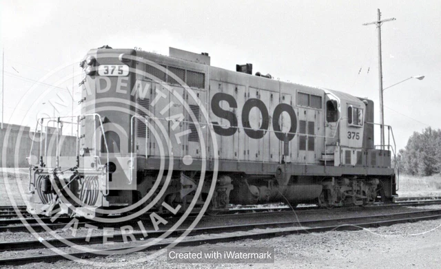RAILROAD NEGATIVE 35mm SOO LINE RAILROAD  GP7 # 375 S.S. MARIE, US  1979