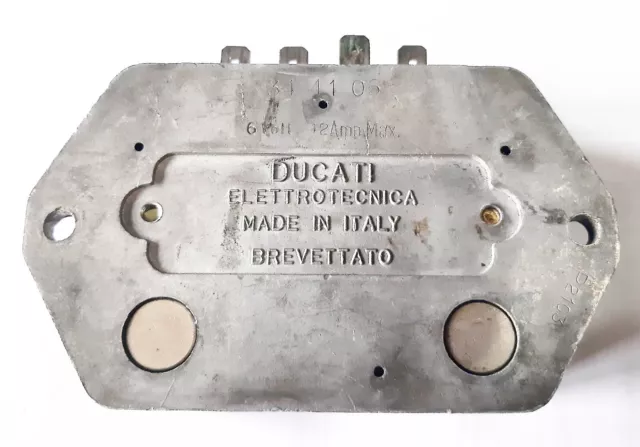 Regolatore Ducati Elettrotecnica carica batteria (codice 314106) 6Volt 12A max