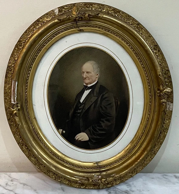 BEAUTIFUL ANTIQUE 19th CENTURY HAND PAINTED PHOTOGRAPH OF A SEATED GENTLEMAN