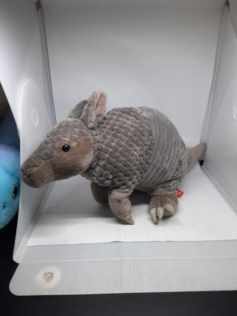 Wild abosorbant Republic ARMADILLO