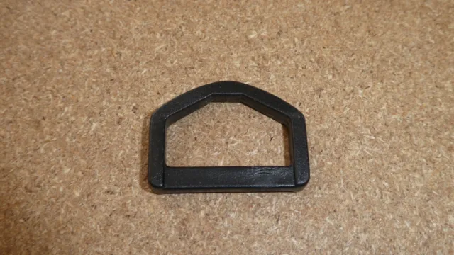 Anillo de plástico negro para correas/correas de 25 mm