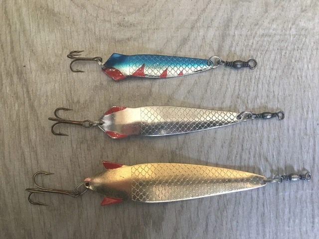 WINFIELD SHANNY VINTAGE Lures, selection of 3, Woolworths 1970s, excellent 3.00 - PicClick UK WINFIELD SHANNY VINTAGE Lures, selection of 3, Woolworths 1970s, excellent 3.00 - PicClick UK