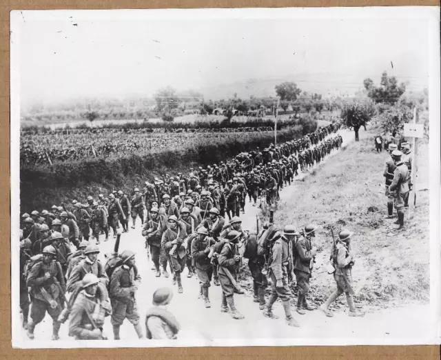 1934 Italian Troops on Maneuvers Cosciano 7x9 Original News Photo