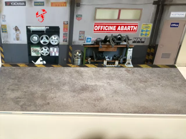 DIORAMA Officina , Garage Abarth in scala 1/43 - NO modellini