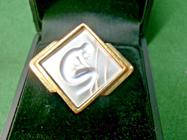 Bague Lalique En Cristal Rouge Sertie Sur Plaqué Or - Taille 58 - Occasion Très Peu Portée