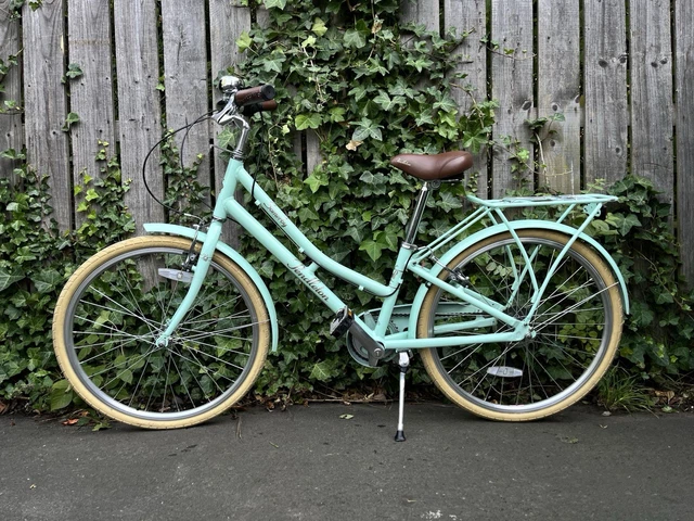 Pendleton Bike Green Ladies Bike With Basket Somerby Hybrid Bike