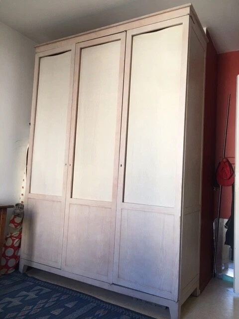 Grande Armoire à Glace Ancienne – Bois Massif – Intérieur Rénové – Éclairage LED – France 1971