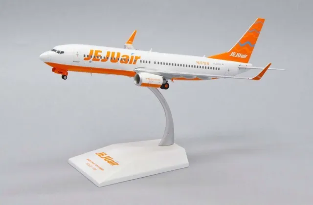 Boeing 737-800 Jeju Air Rég : HL8305 Avec Support - JC Wings XX20035 1/200