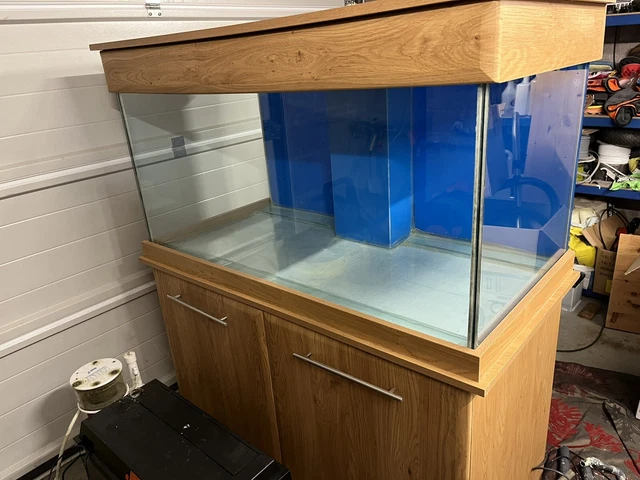 Marine aquarium with sump