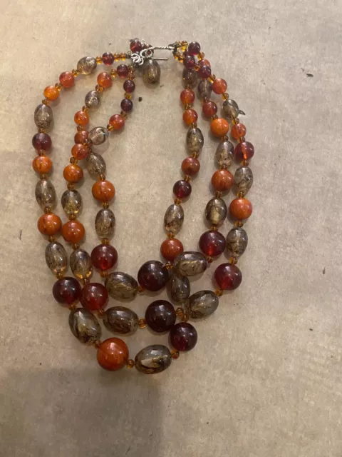 Ancien Collier 3 Rangs Avec Perles Couleur Ambre Sautoir