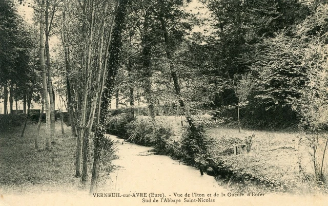 *12706 cpa Verneuil sur avre - vue de l'Iton et de la gueule d'enfer