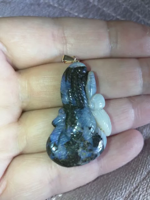 Natural Swan carved Australian blue Boulder opal solid 18ct yellow gold