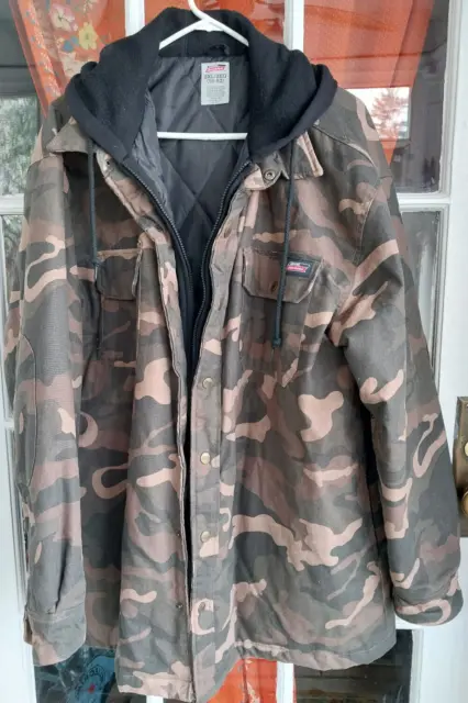 Dickies Men’s camouflage Jacket Hoodie lined Quilted Zip/Snap 2XL 50-52 coat