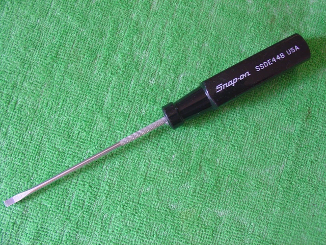 SNAP ON TOOLS No.SSDE44B ELECTRONICS FLAT BLADE SCREWDRIVER BLACK HANDLE USA